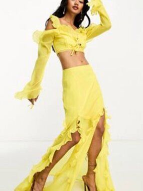 ASOS Design Yellow 2 Piece Set Maxi Skirt/Long Sleeve Size 6